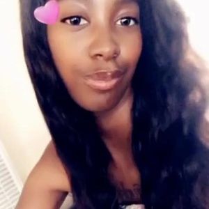 Meet your Posher, Tiara